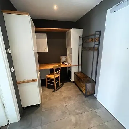 -bhf 5 Min - Naehe Messe Appartement