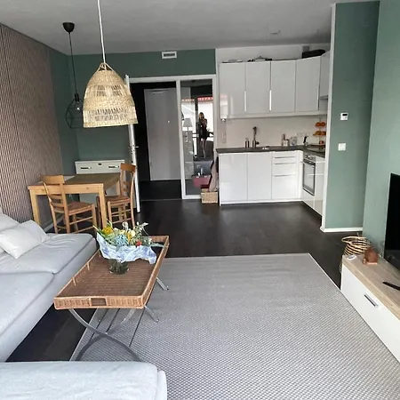 -bhf 5 Min - Naehe Messe Appartement